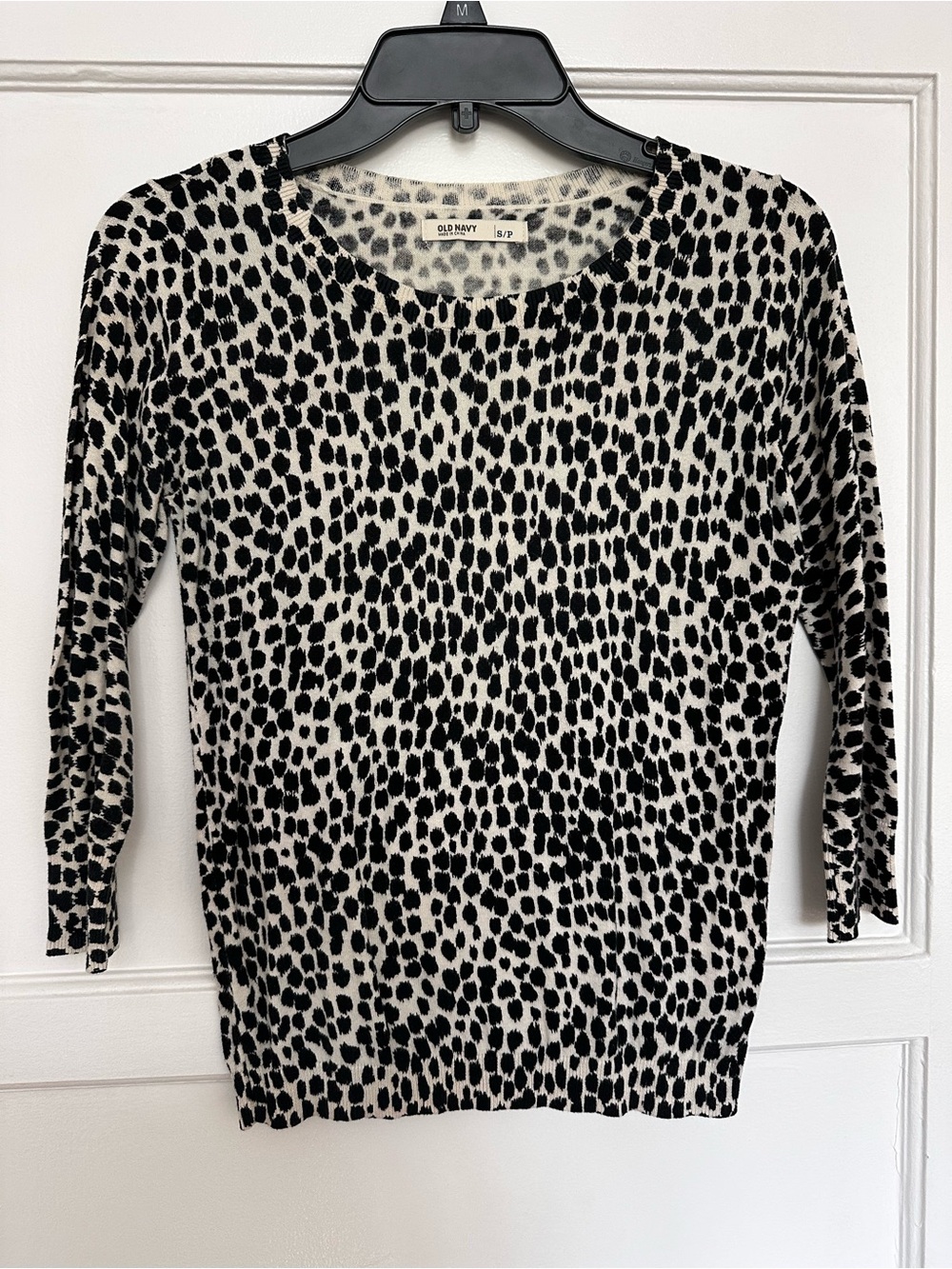 Old Navy Black and Cream Spot-Print 3/4 Sleeve Sweater Shirt